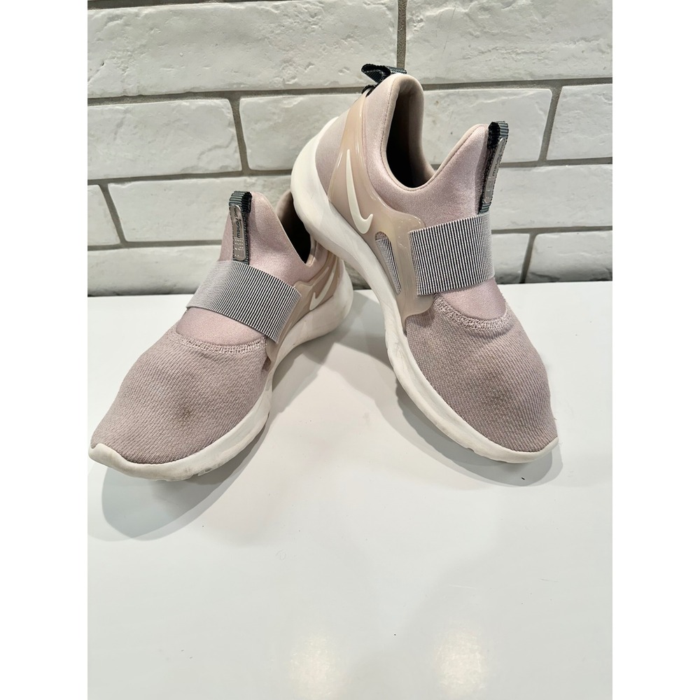 Nike Renew Run Women's Slip On Pink Athleisure Shoes Size‎ 10